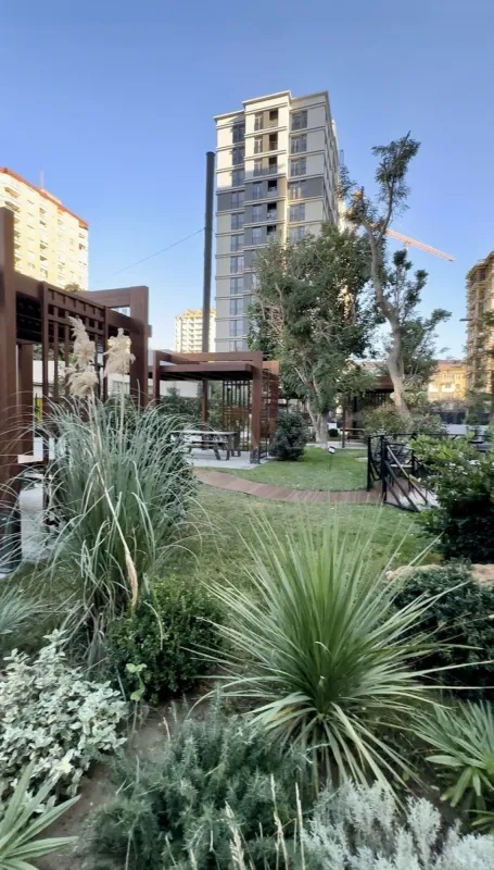 Satılır 2 otaqlı mənzil 90.5 m²