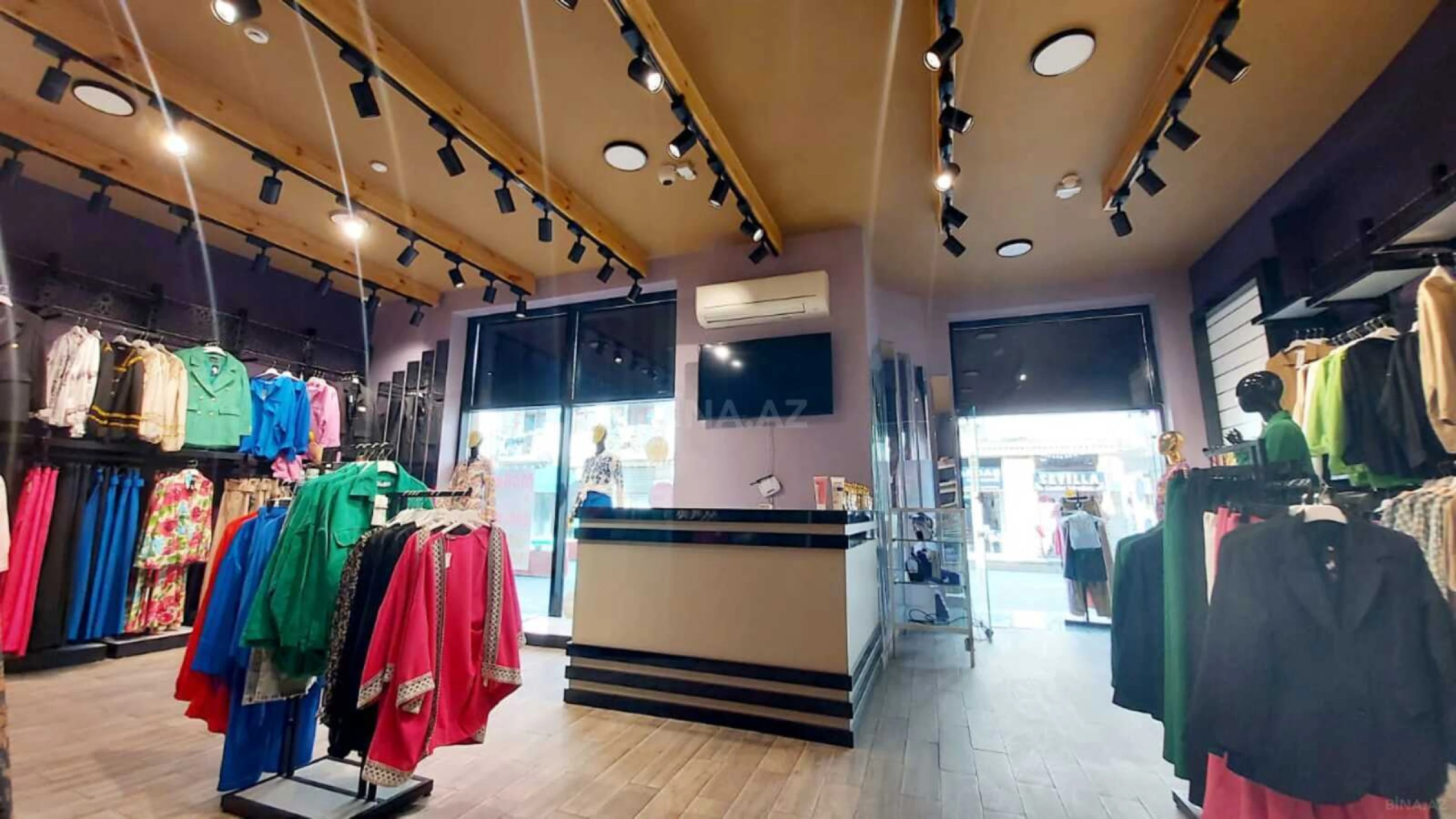 Satılır obyekt 56 m²