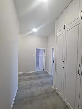 Kirayə verilir 4 otaqlı ofis 140 m²