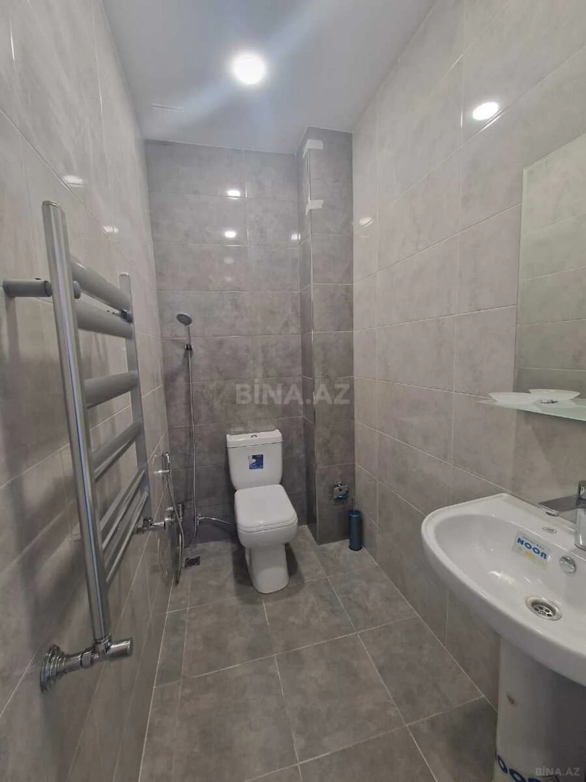 Kirayə verilir 4 otaqlı ofis 140 m²