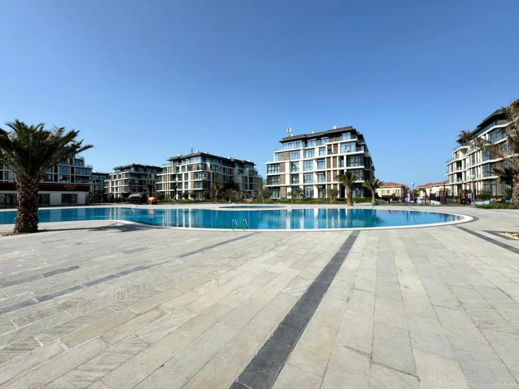Satılır 2 otaqlı mənzil 75 m²