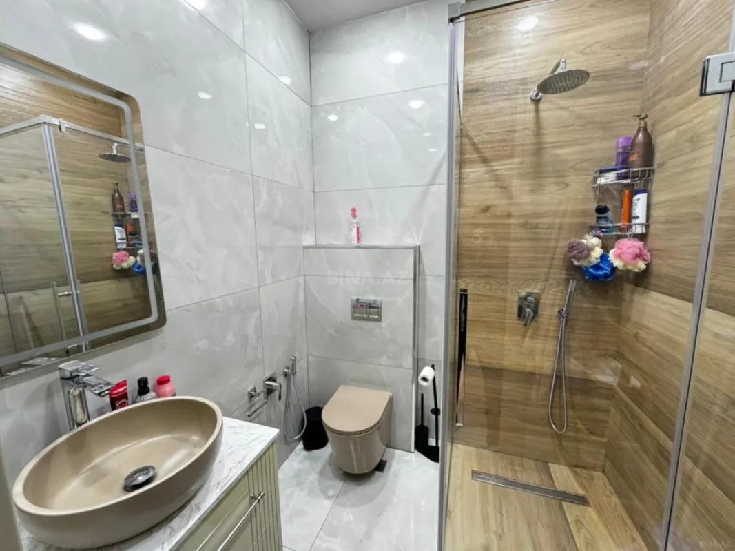 Satılır 2 otaqlı mənzil 75 m²