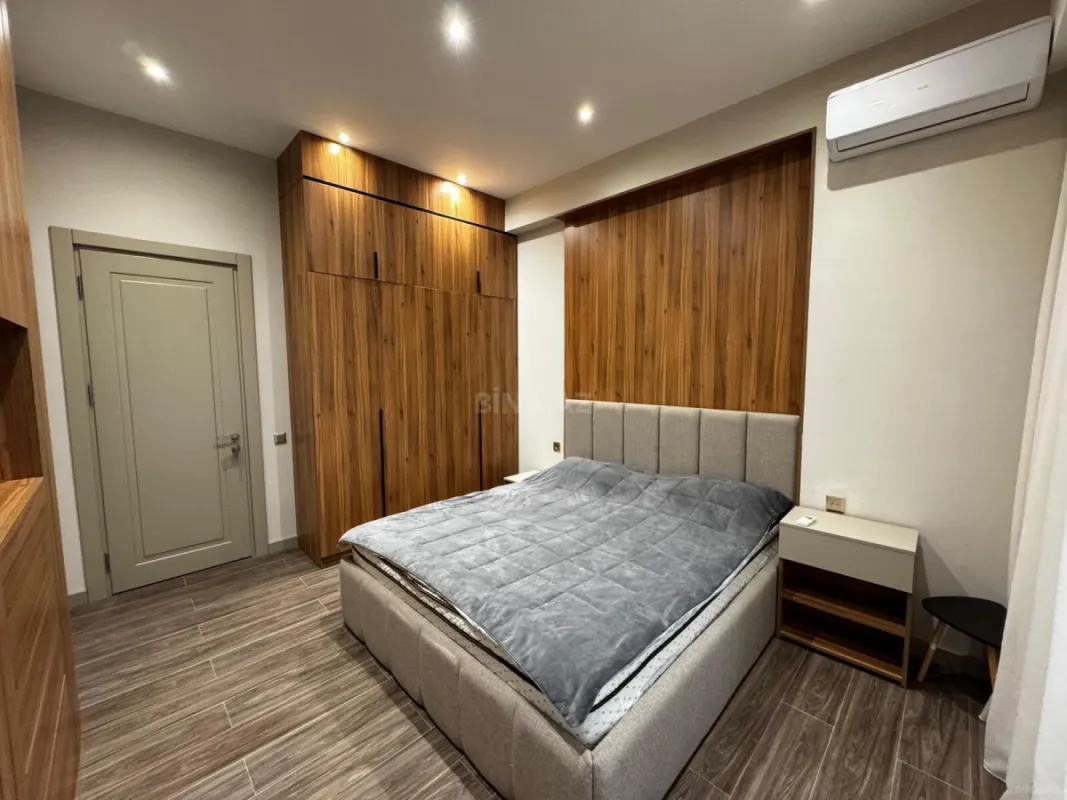 Satılır 2 otaqlı mənzil 75 m²