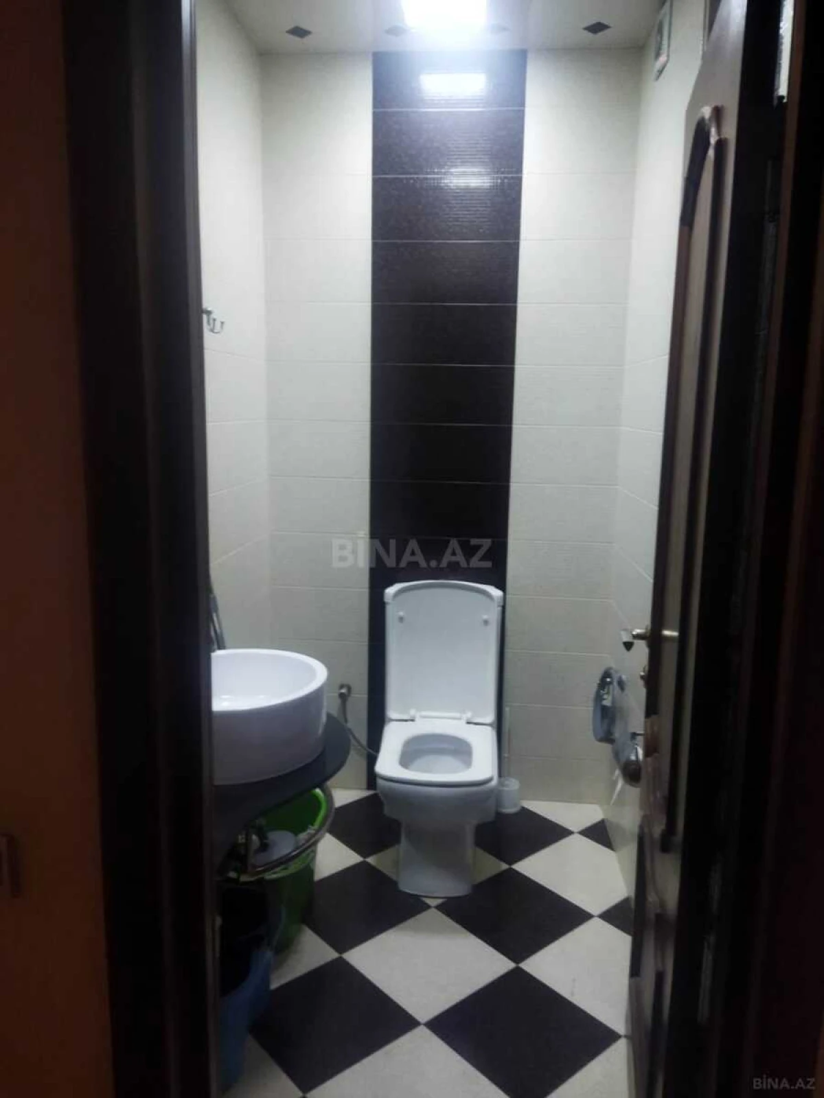 Satılır 3 otaqlı mənzil 135 m²
