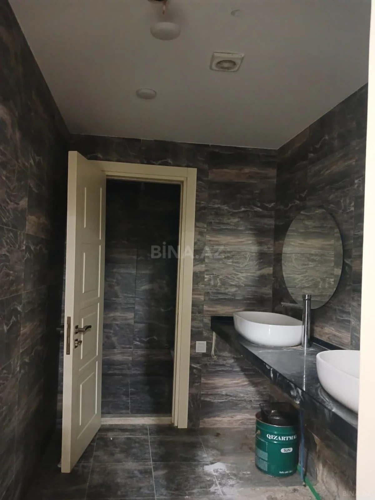 Kirayə verilir obyekt 432 m²