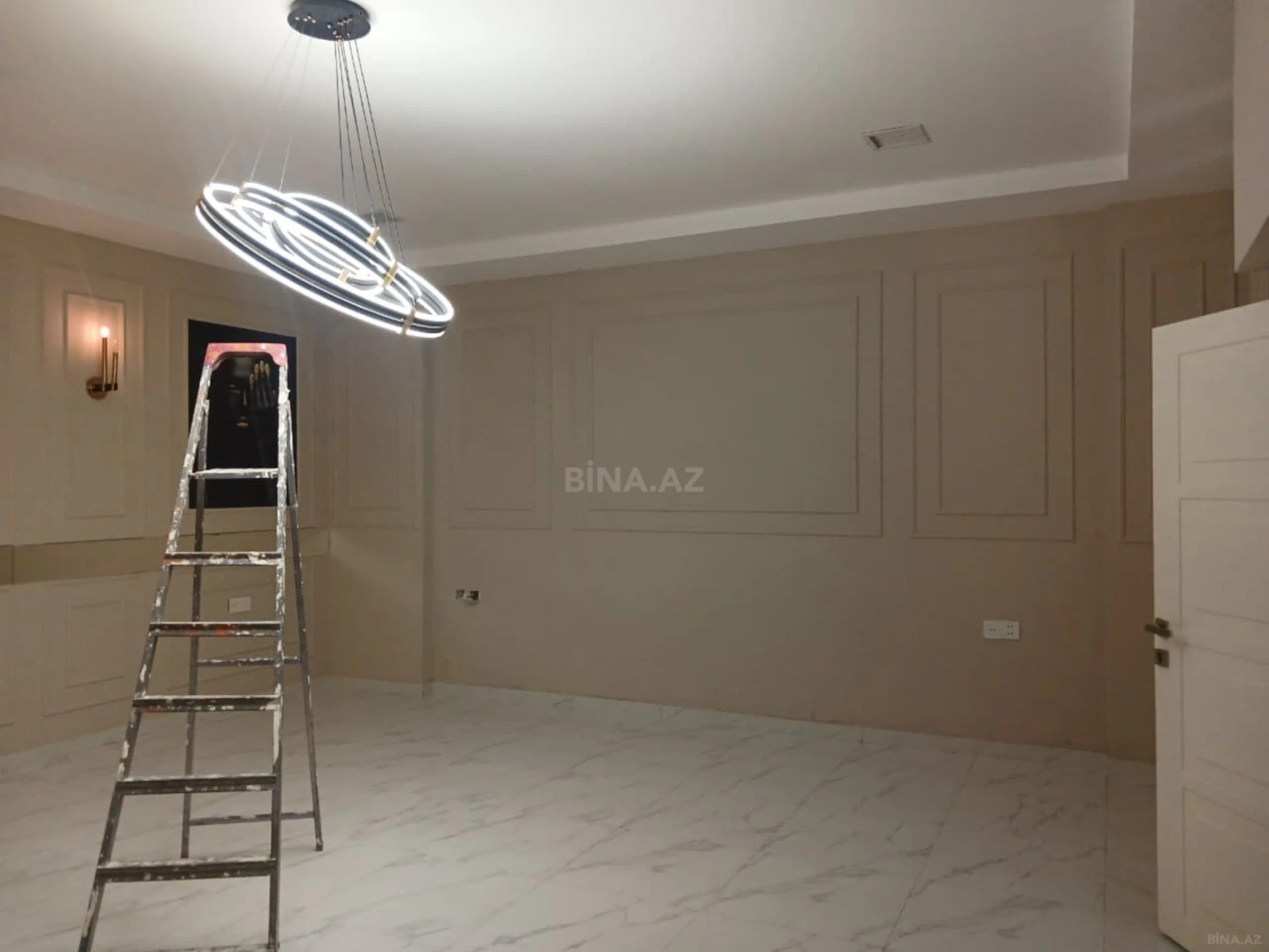 Kirayə verilir obyekt 432 m²