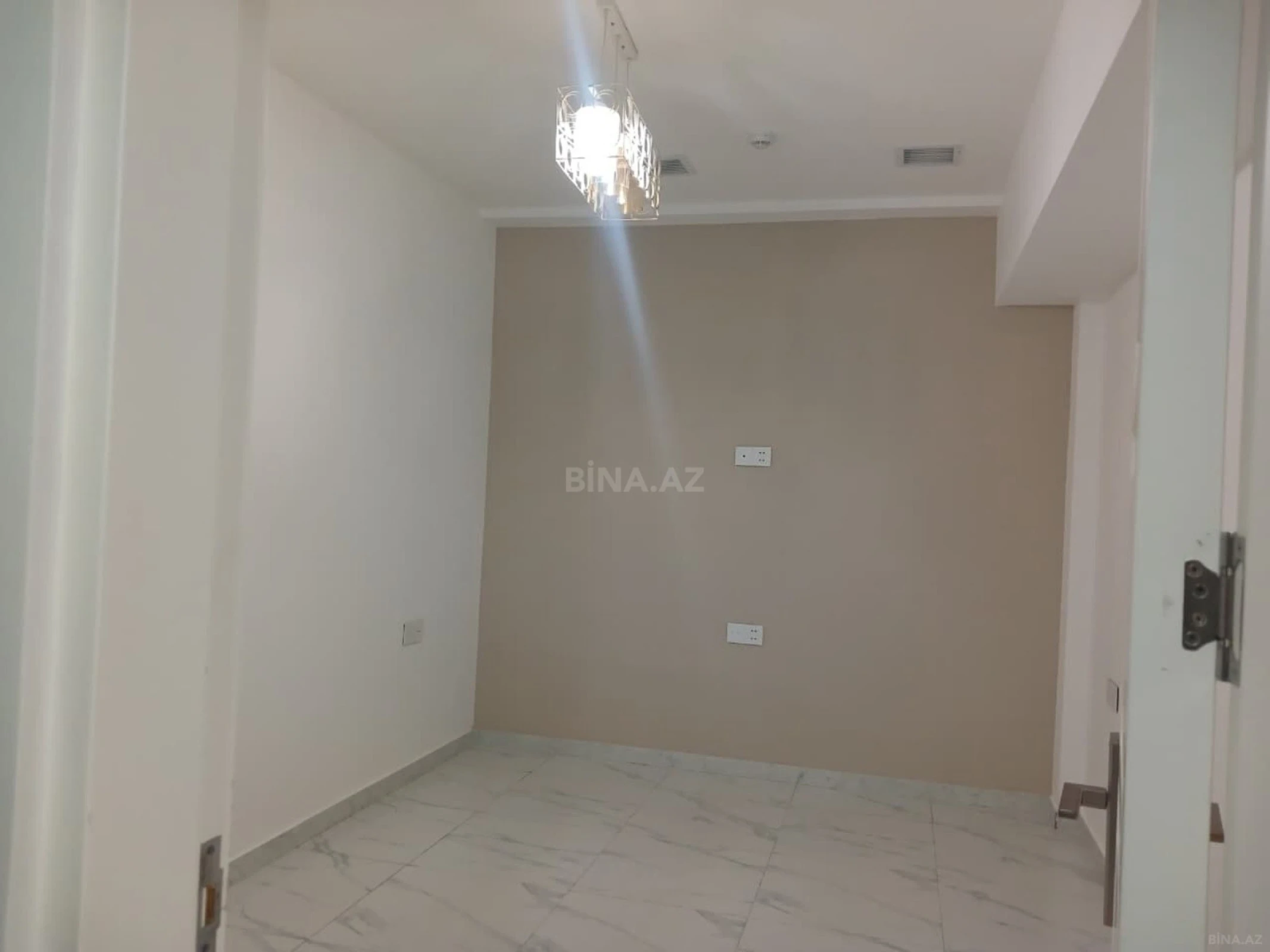 Kirayə verilir obyekt 432 m²