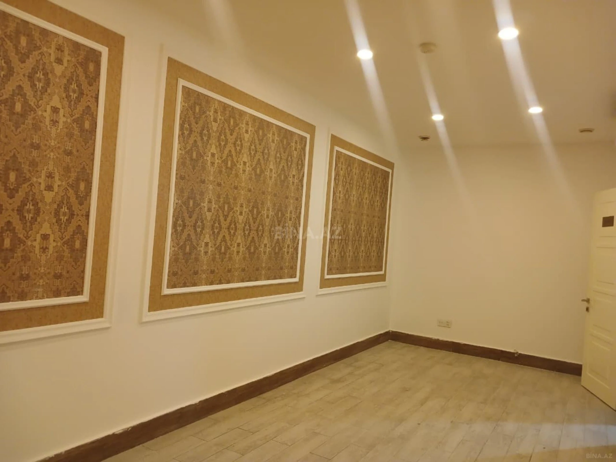 Kirayə verilir obyekt 432 m²