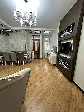 Satılır 3 otaqlı mənzil 120 m²