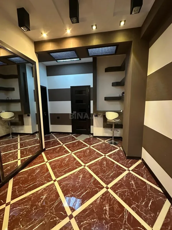 Satılır 3 otaqlı mənzil 120 m²