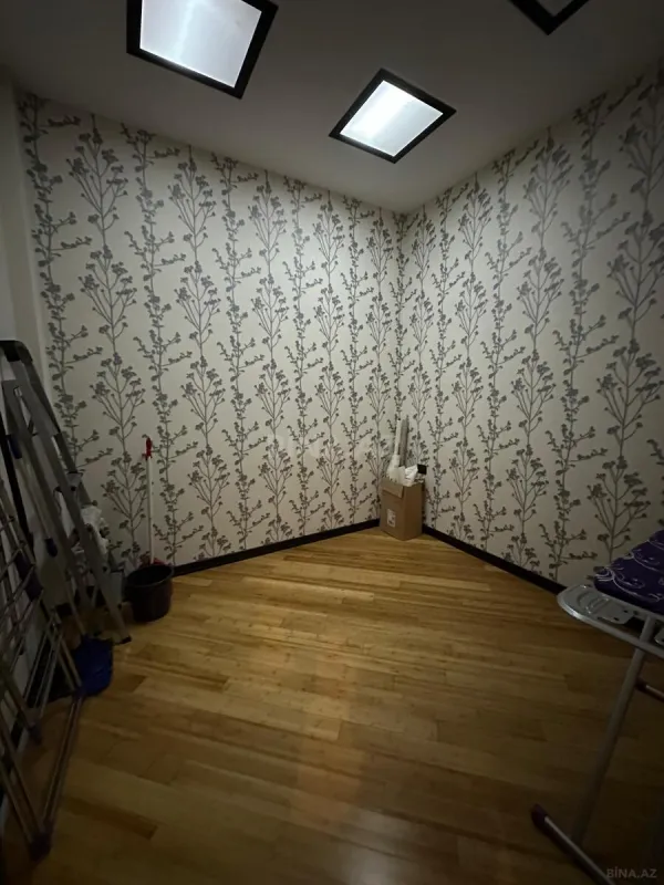 Satılır 3 otaqlı mənzil 120 m²