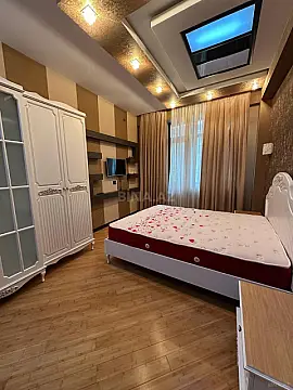 Satılır 3 otaqlı mənzil 120 m²
