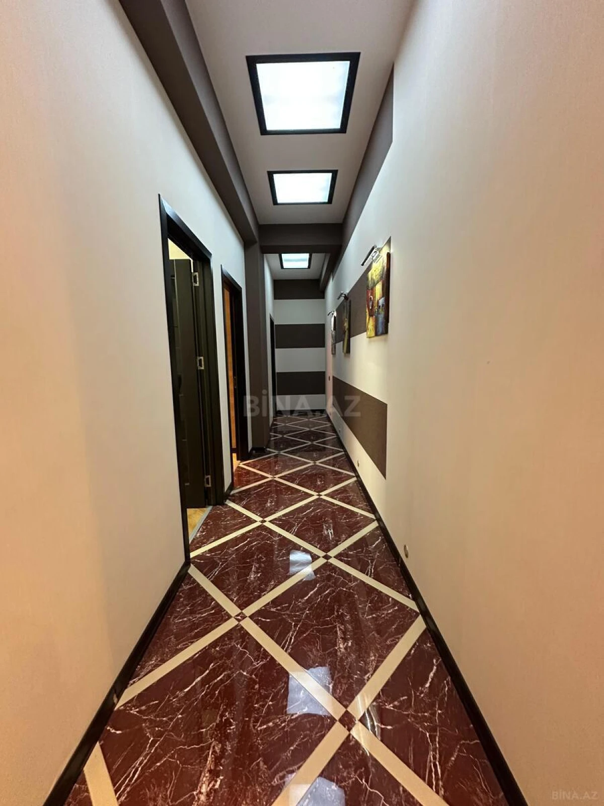 Satılır 3 otaqlı mənzil 120 m²