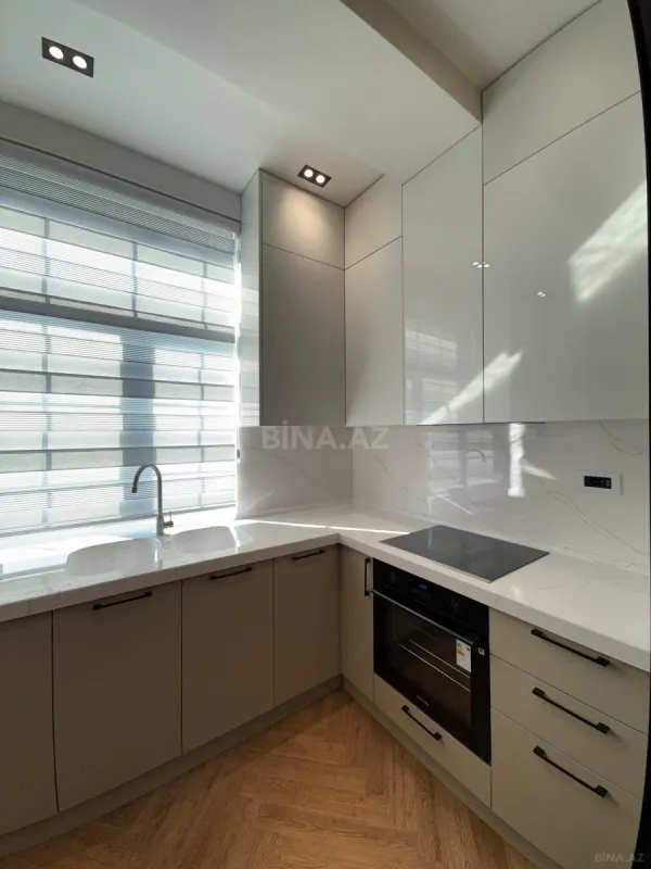 Satılır 2 otaqlı mənzil 68 m²
