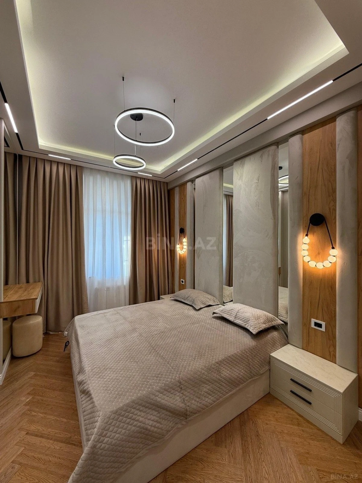 Satılır 2 otaqlı mənzil 68 m²