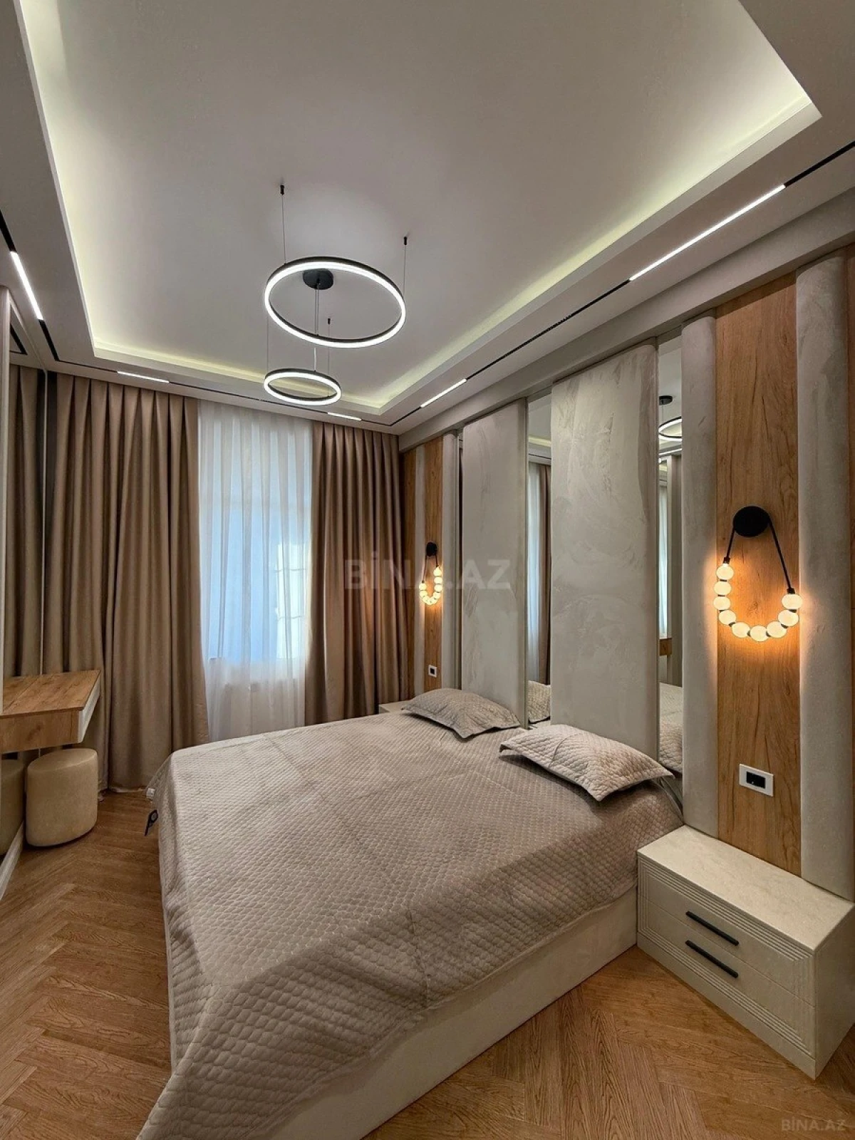 Satılır 2 otaqlı mənzil 68 m²