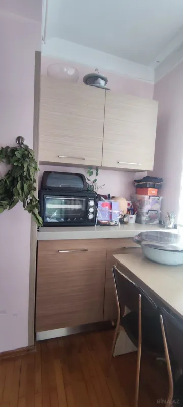 Satılır 4 otaqlı mənzil 100 m²