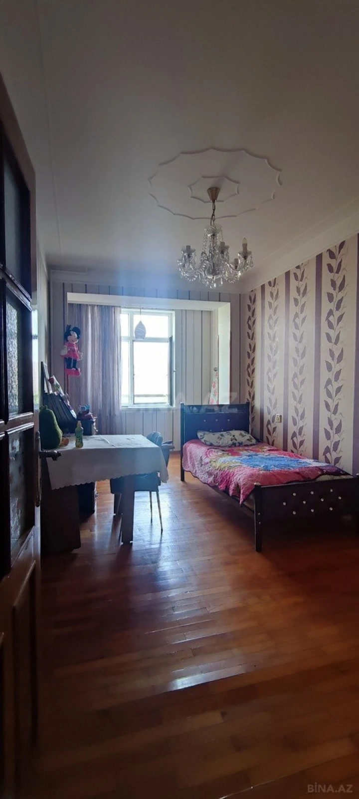Satılır 4 otaqlı mənzil 100 m²