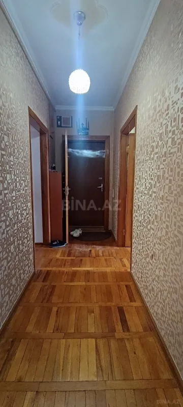 Satılır 4 otaqlı mənzil 100 m²