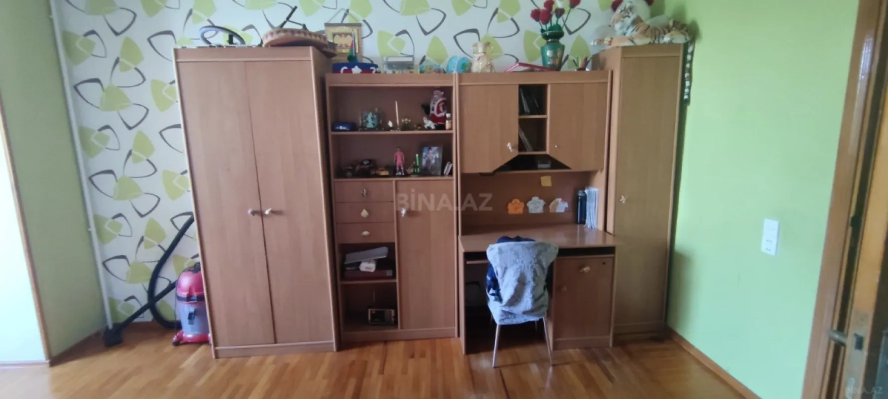 Satılır 4 otaqlı mənzil 100 m²