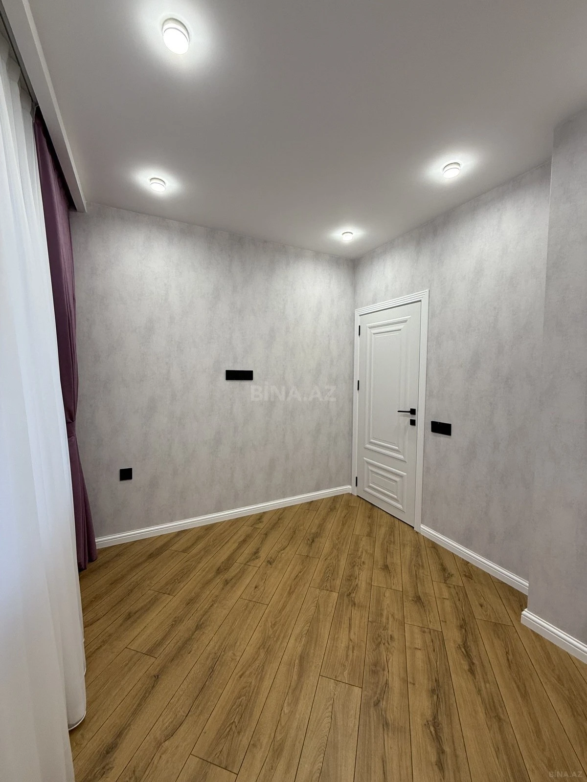 Satılır 3 otaqlı mənzil 70 m²
