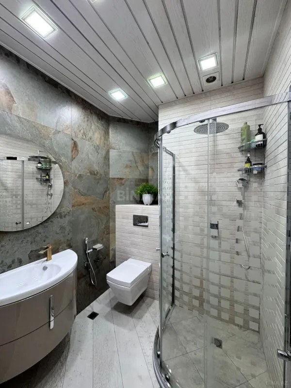 Satılır 4 otaqlı mənzil 168 m²