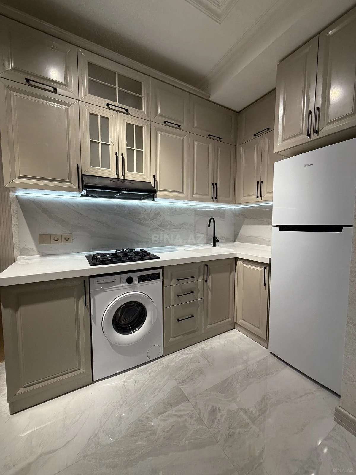 Satılır 3 otaqlı mənzil 76 m²