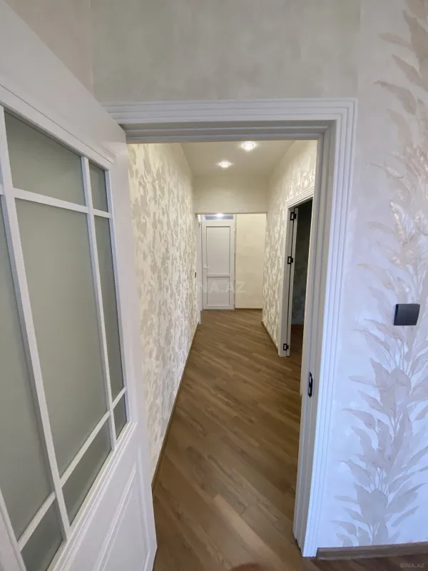 Satılır 2 otaqlı mənzil 70 m²