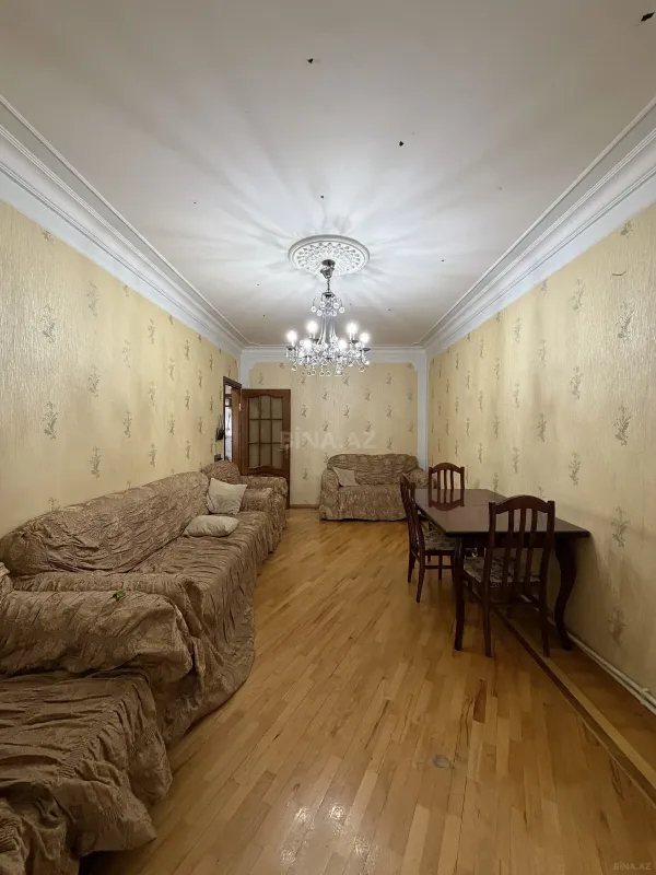 Satılır 3 otaqlı mənzil 85 m²