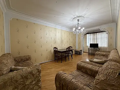 Satılır 3 otaqlı mənzil 85 m²