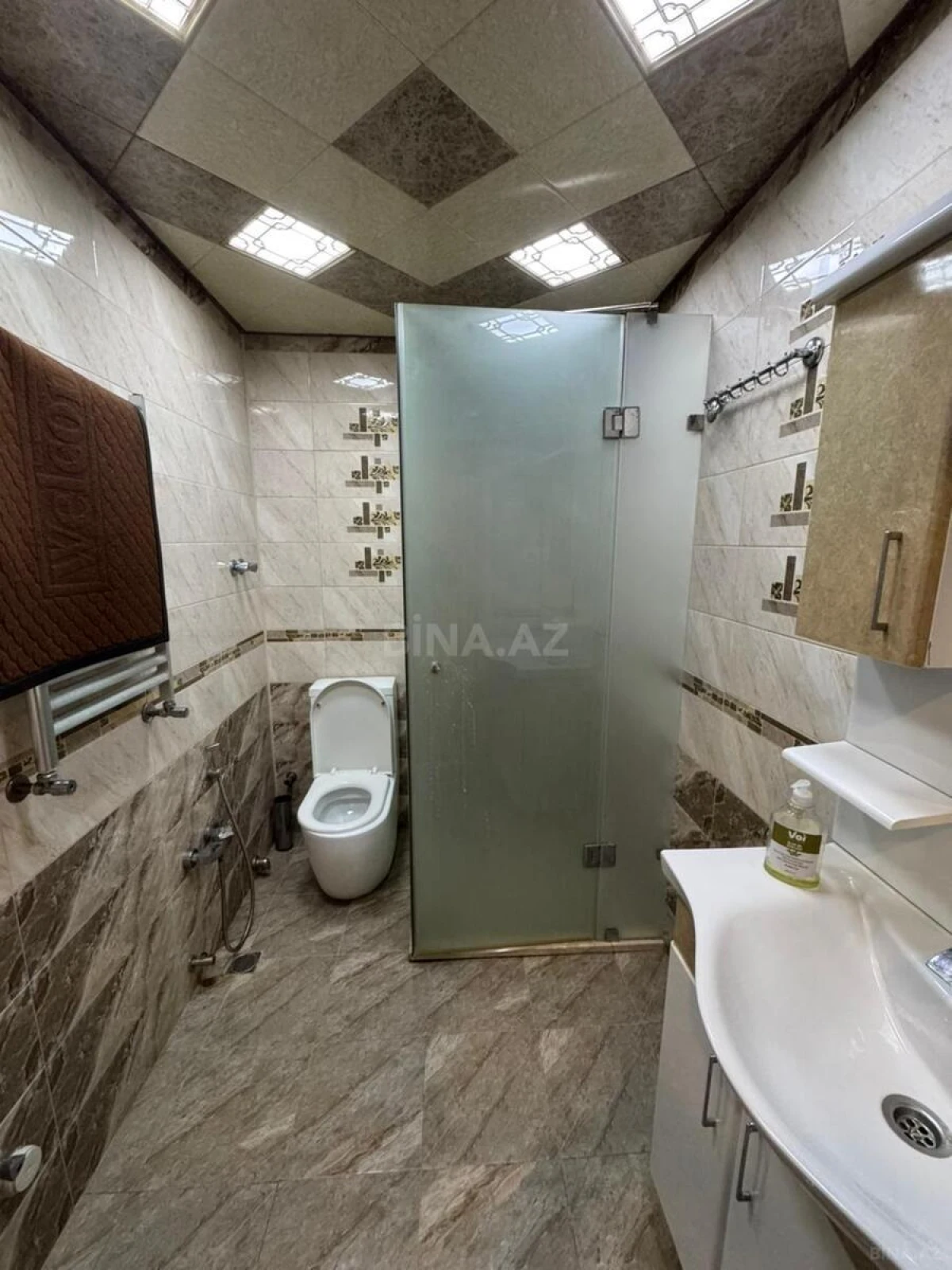 Kirayə verilir 2 otaqlı mənzil 65 m²