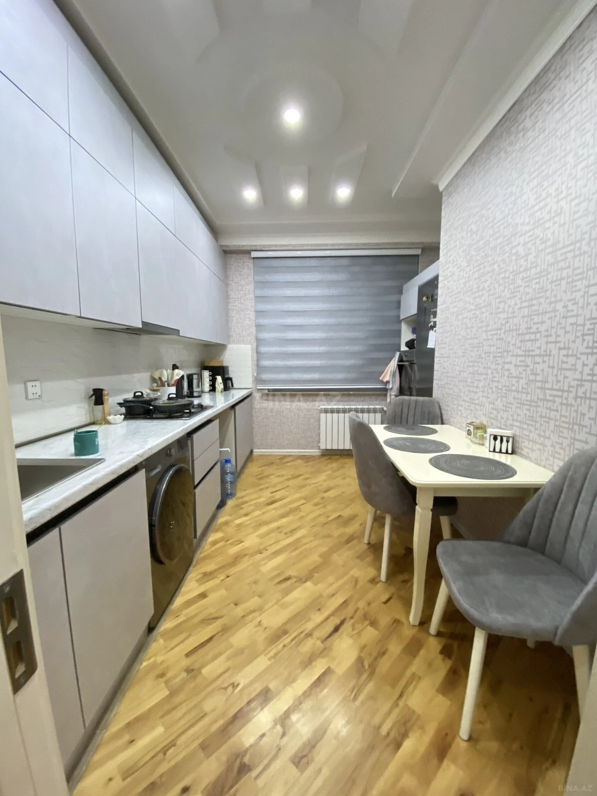 Satılır 3 otaqlı mənzil 90 m²