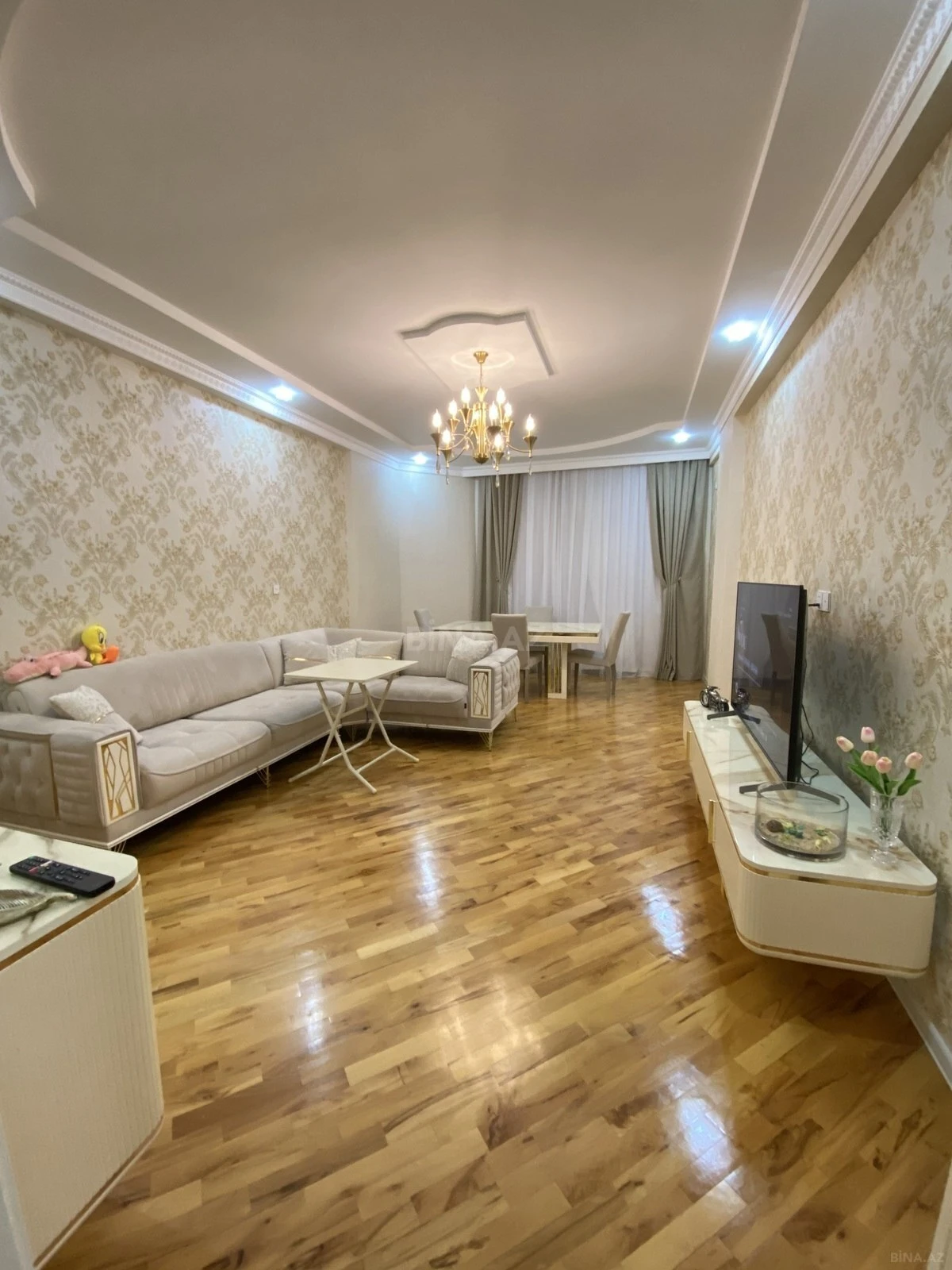 Satılır 3 otaqlı mənzil 90 m²
