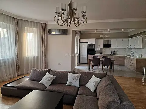 Kirayə verilir 3 otaqlı mənzil 150 m² — Bakı, Sahil qəs. 3 otaq 150.00 m²
