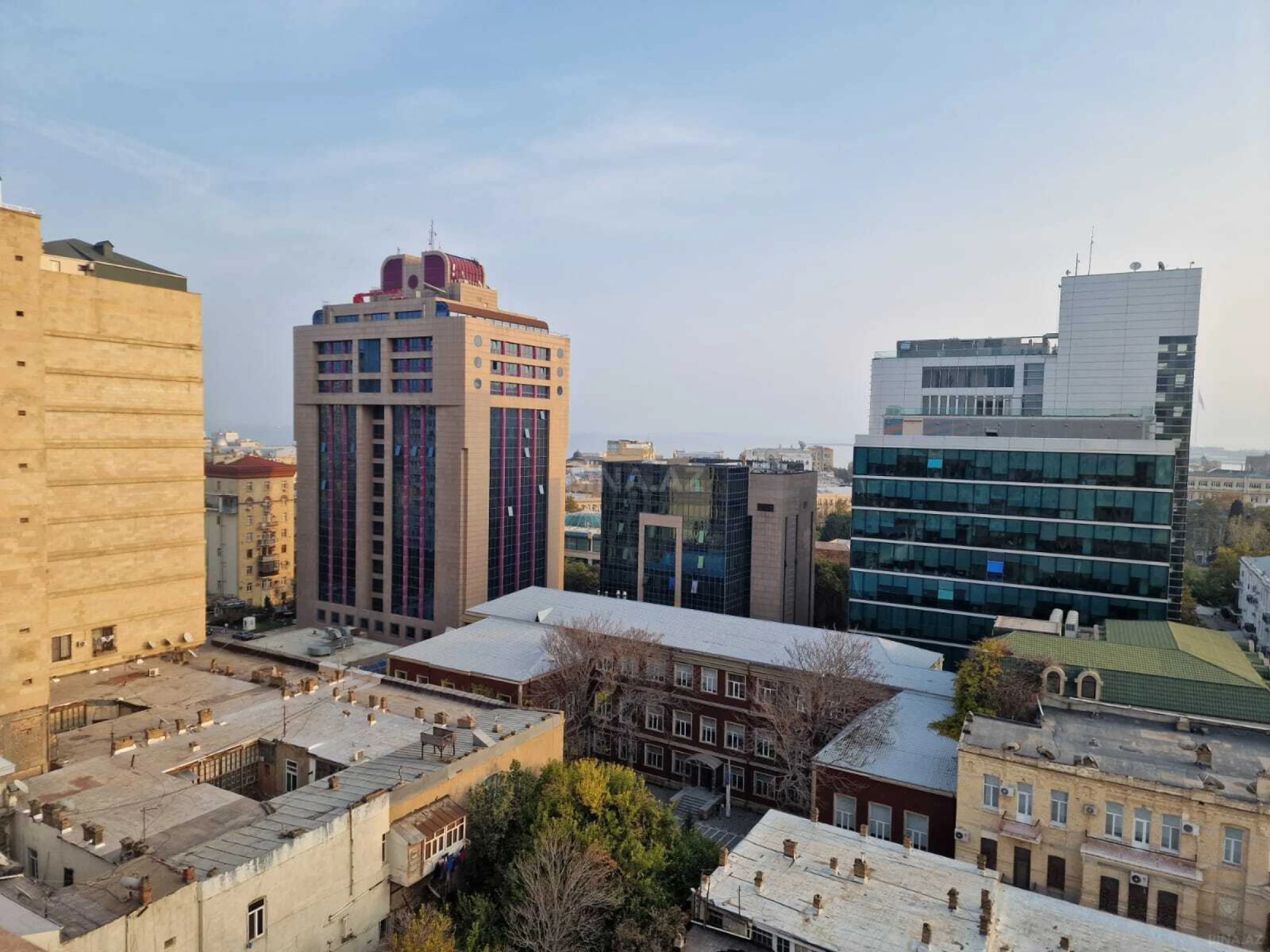 Kirayə verilir 3 otaqlı mənzil 150 m²