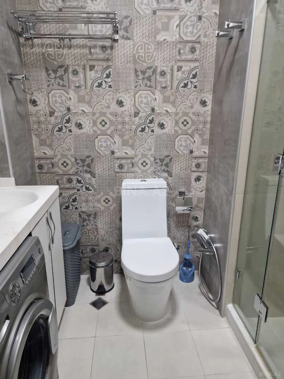 Kirayə verilir 3 otaqlı mənzil 150 m²
