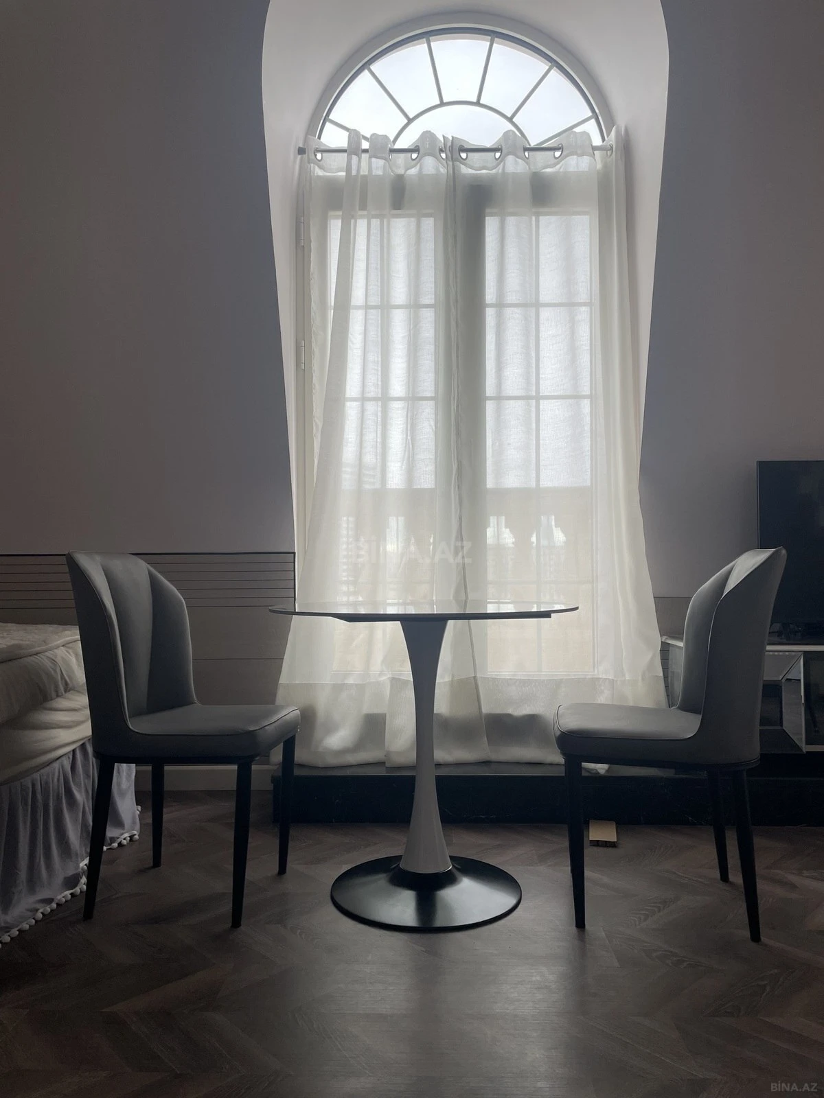 Satılır 1 otaqlı mənzil 45 m²