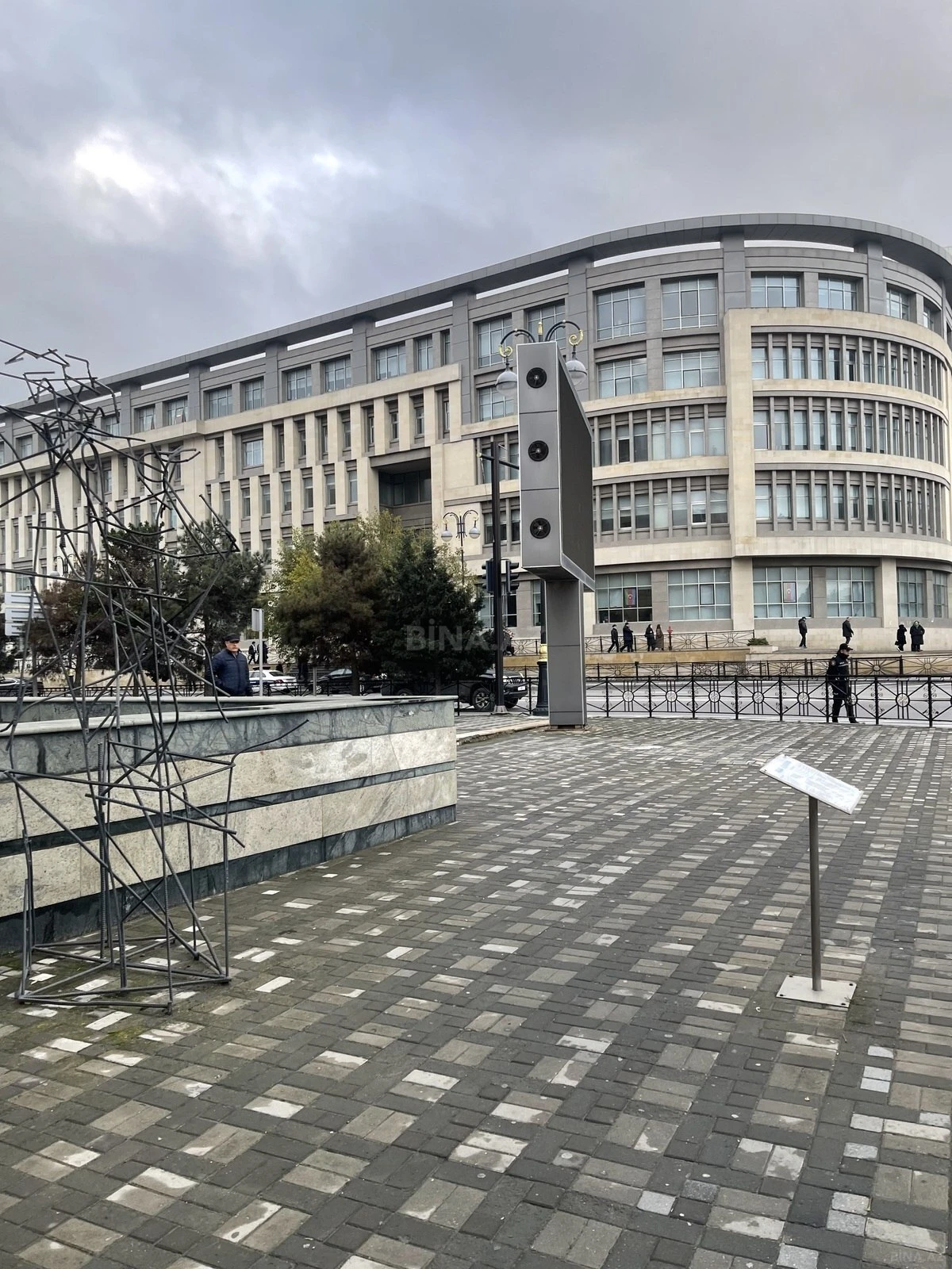 Satılır 3 otaqlı mənzil 70 m²