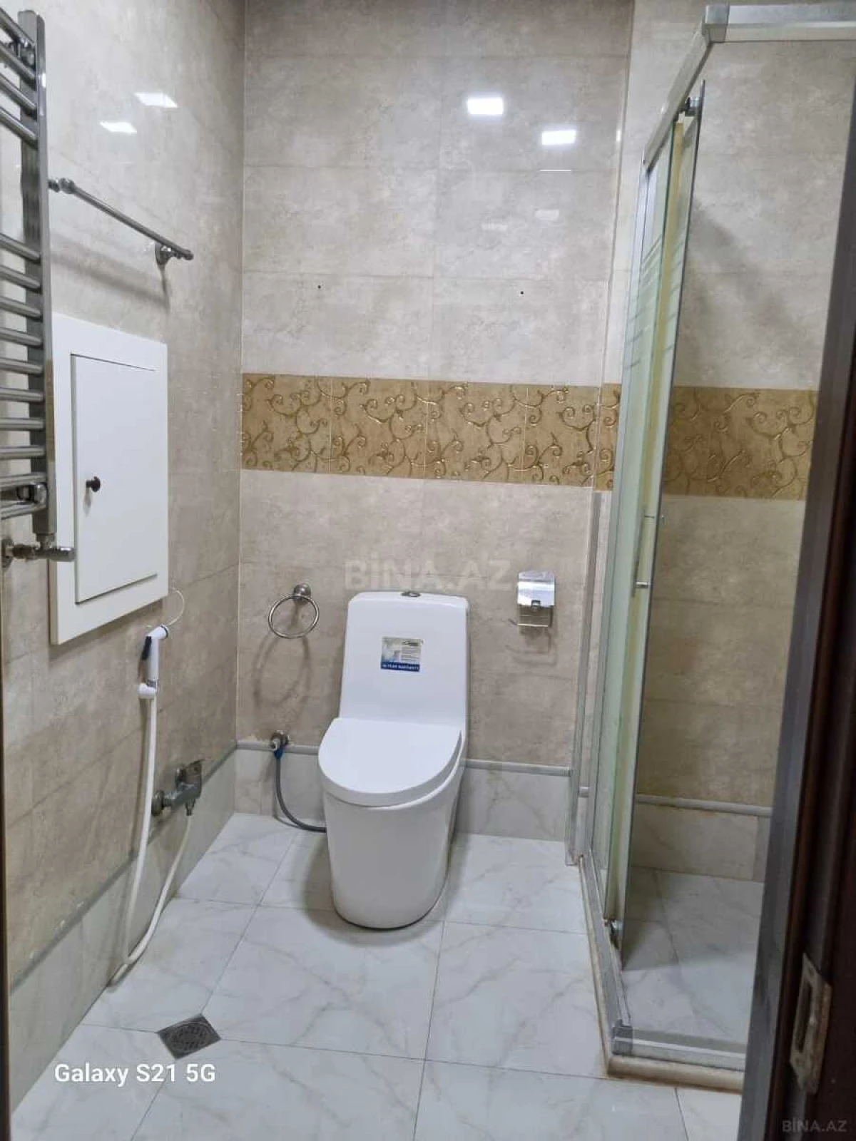 Satılır 3 otaqlı mənzil 94 m²