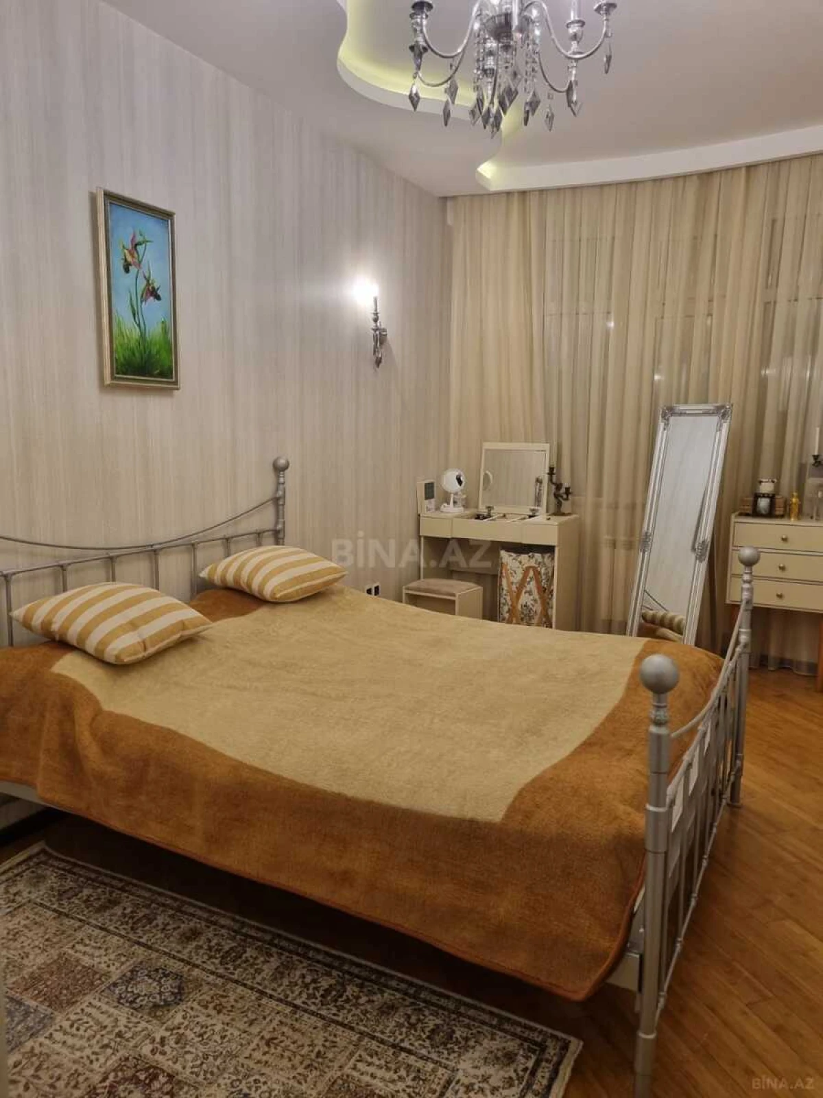 Satılır 3 otaqlı mənzil 94 m²