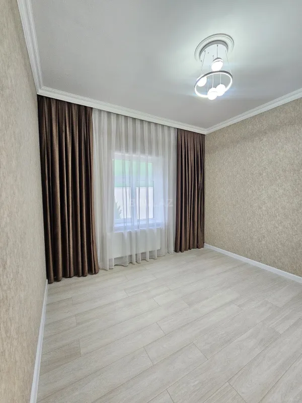 Satılır 4 otaqlı həyət evi 170 m²