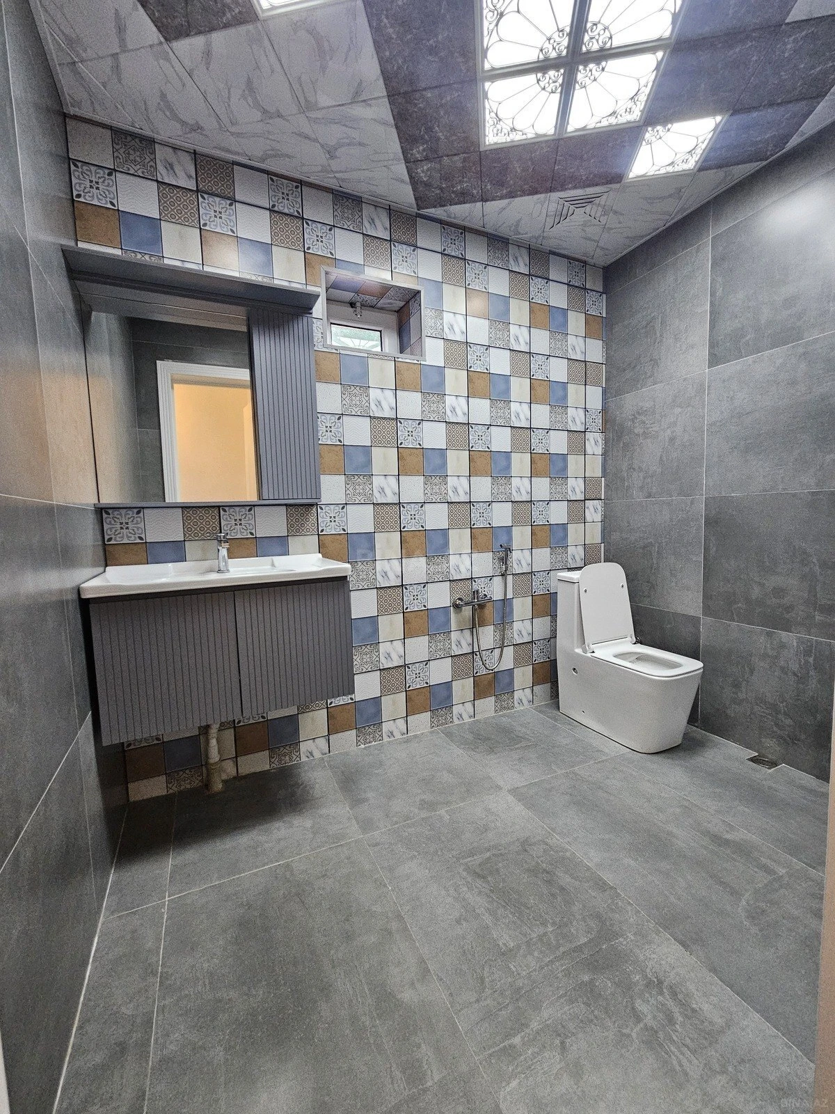 Satılır 4 otaqlı həyət evi 170 m²
