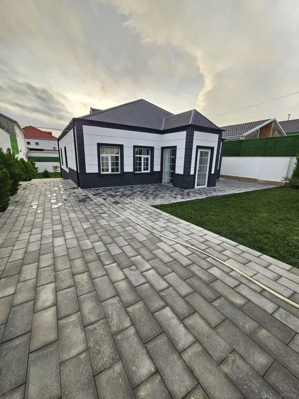 Satılır 4 otaqlı həyət evi 170 m²