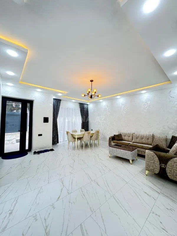 Satılır 4 otaqlı həyət evi 150 m²