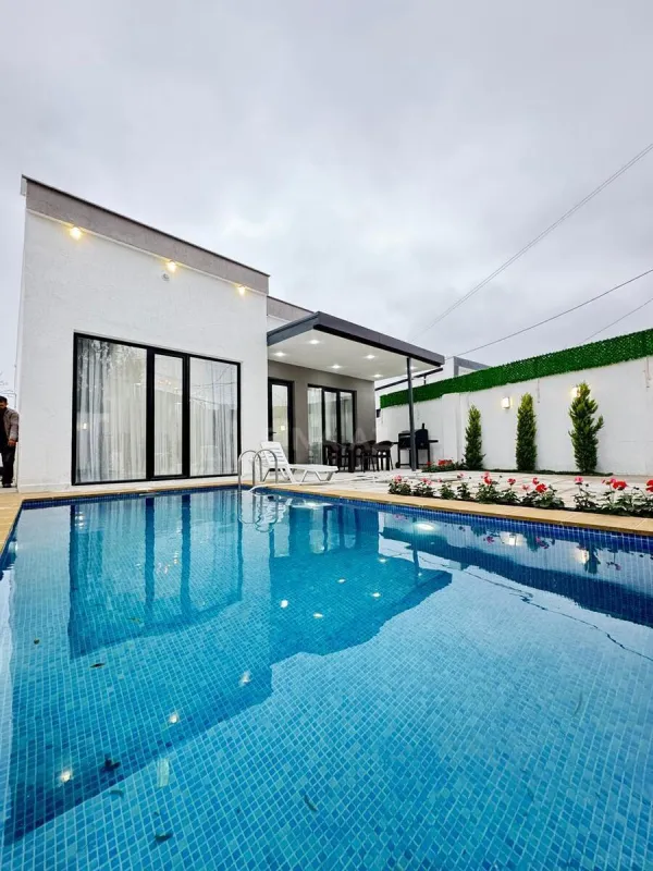 Satılır 4 otaqlı həyət evi 150 m²