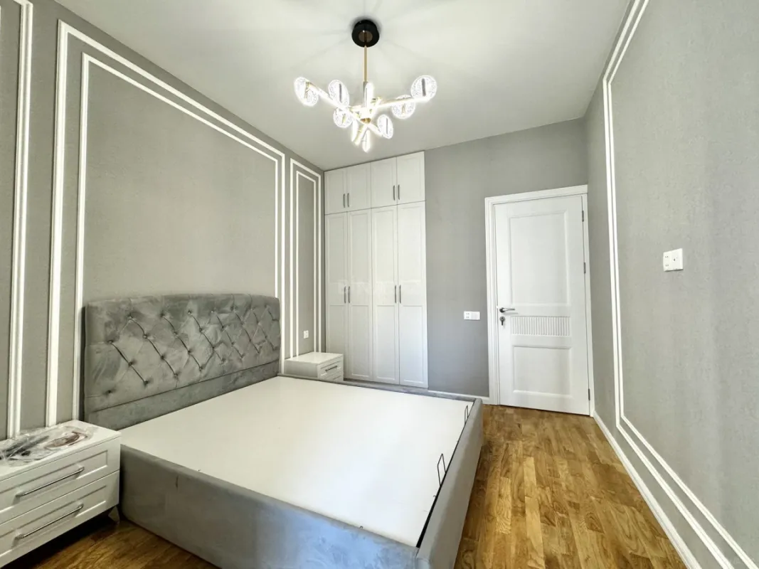 Kirayə verilir 2 otaqlı mənzil 65.1 m²