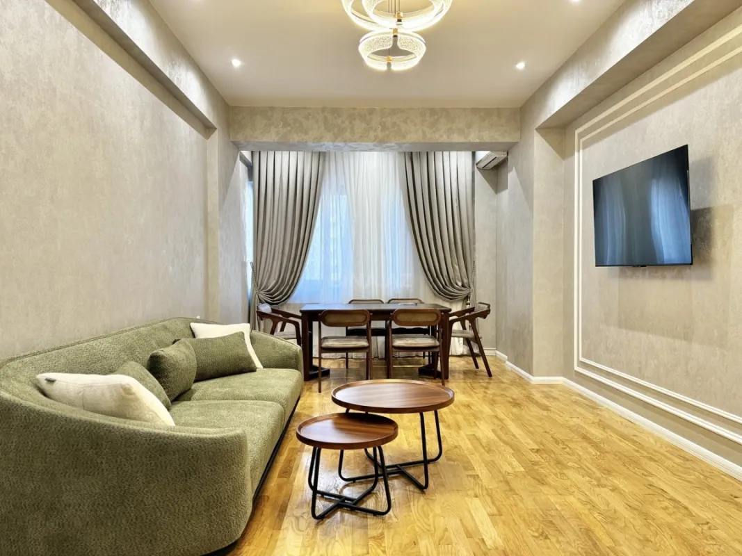 Kirayə verilir 2 otaqlı mənzil 65.1 m²
