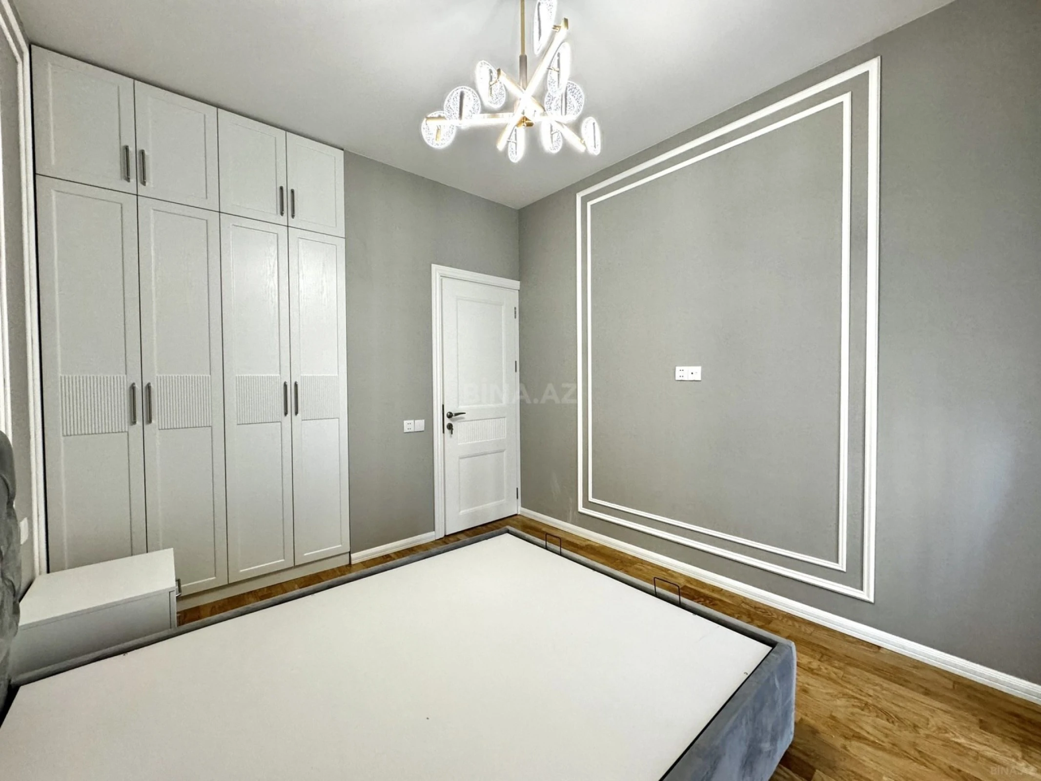 Kirayə verilir 2 otaqlı mənzil 65.1 m²