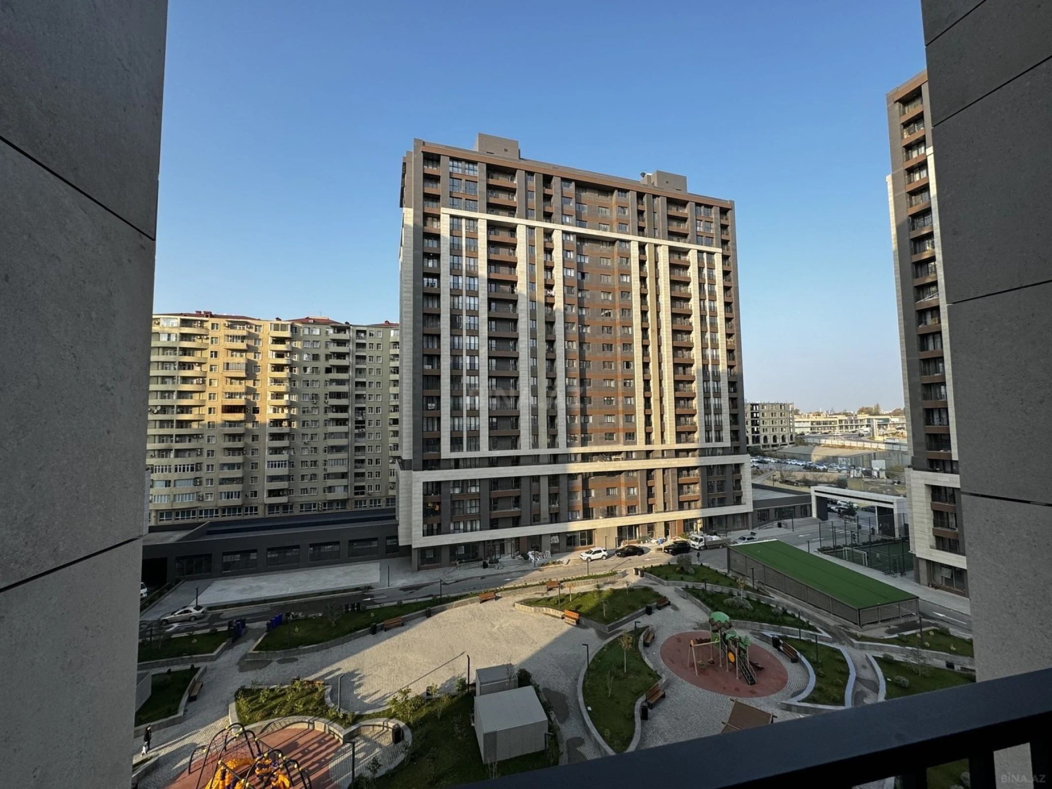 Kirayə verilir 2 otaqlı mənzil 65.1 m²