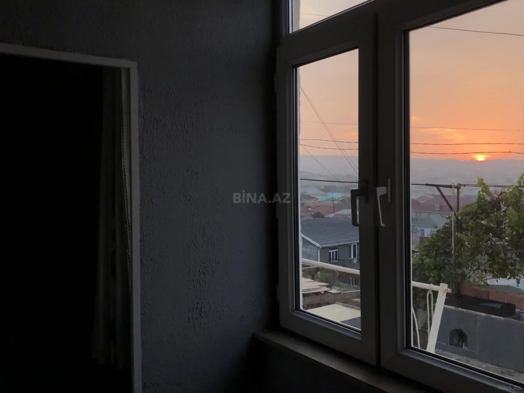 Satılır 4 otaqlı həyət evi 100 m²